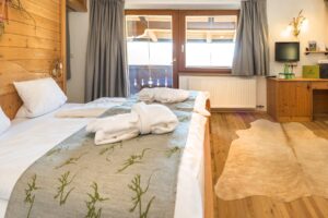 Frohnatur Hotel Garni Thiersee Hinterthiersee Zimmer gemütlich Urlaub Tirol Familiensuite Suite Kinder