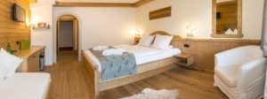 Frohnatur Hotel Garni Thiersee Hinterthiersee Zimmer Doppelzimmer gemütlich Urlaub Tirol